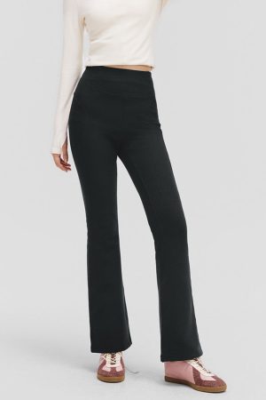FlareFlex – Women’s High-Stretch Thermal Flare Leggings