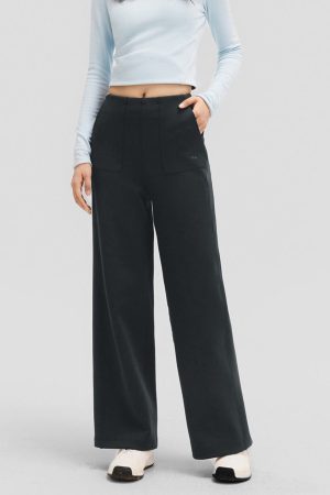 FlowWarm – Women’s High-Stretch Wide-Leg Thermal Pants